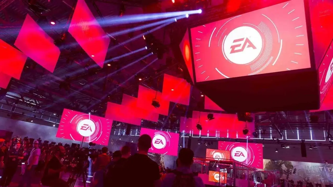 EA PLAY HOLLYWOOD