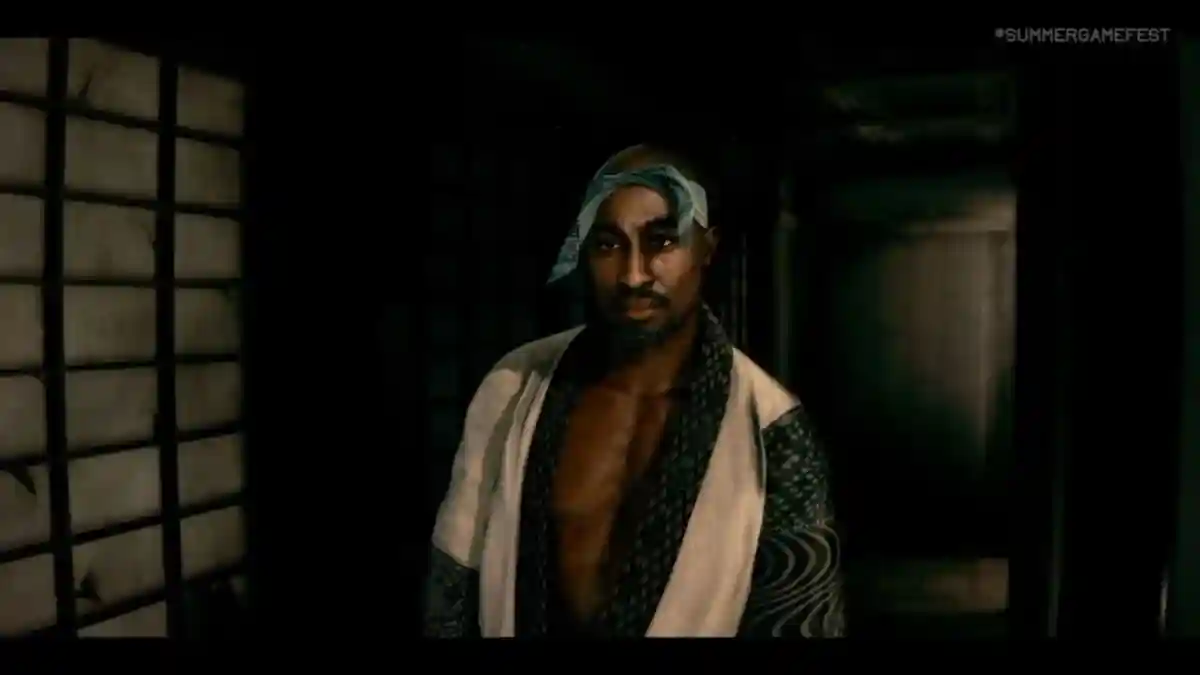 stranger-than-heaven-tupac